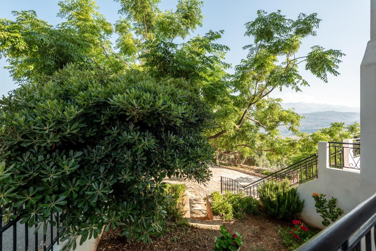 Apteramare Tradidtional House 'New Listing 2022' ハニア エクステリア 写真